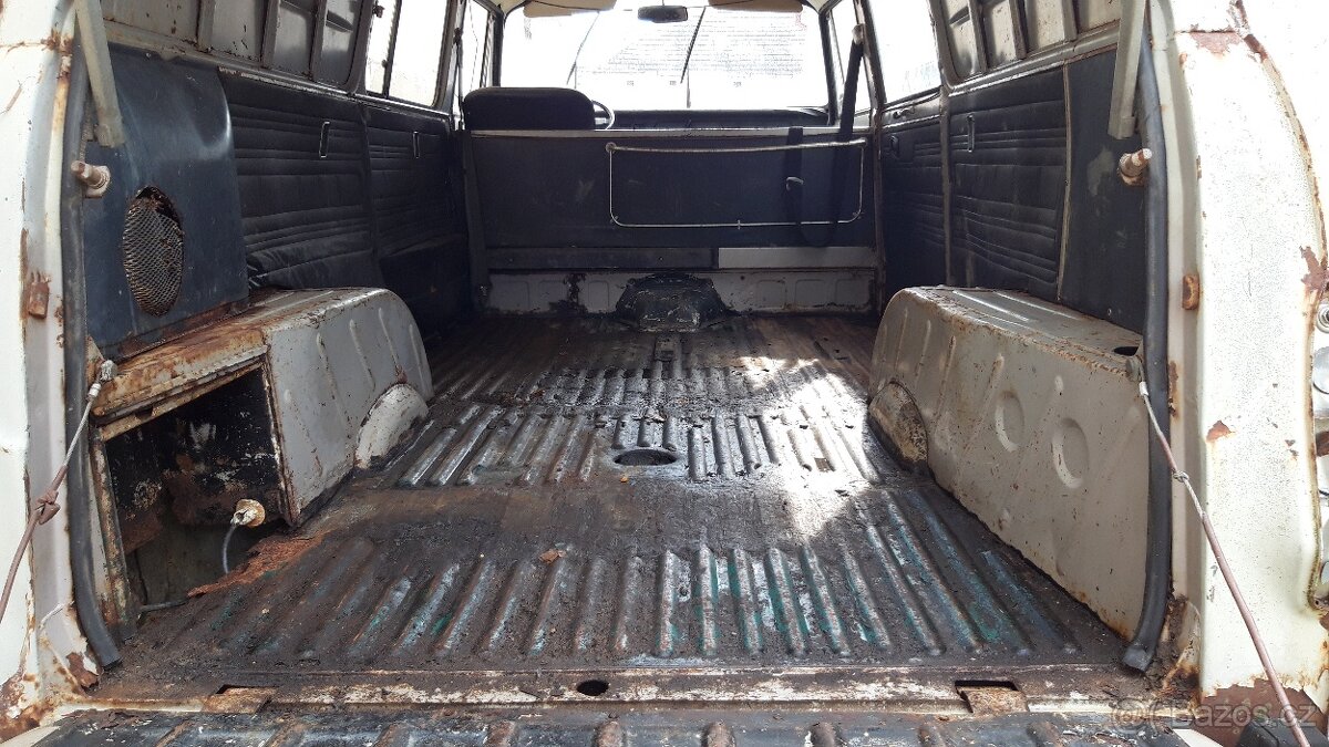 Škoda 1203 zo šiltom - 14