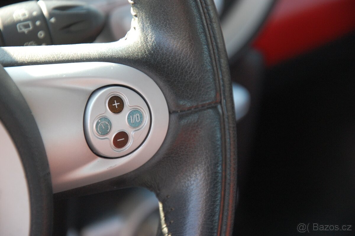 MINI Cooper 1,6D, najeto 125.000km , vynikající stav - 14