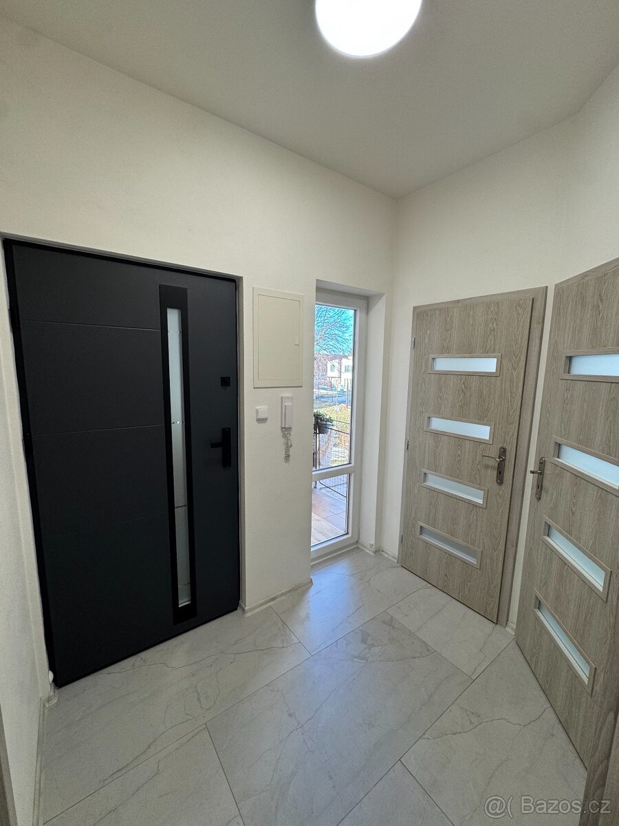 Prodej 2+kk Znojmo - 14