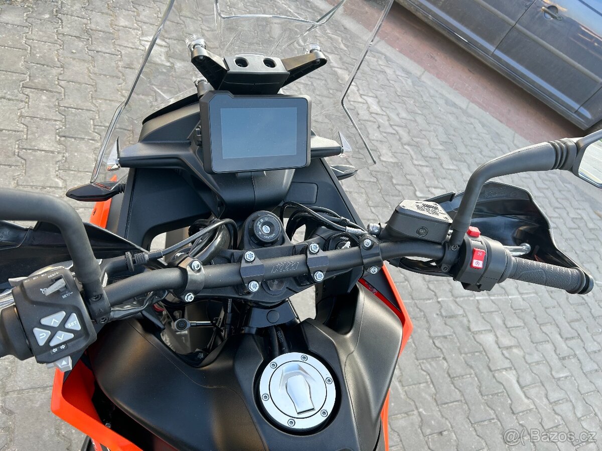 KTM 890 Adventure 2022 - 14
