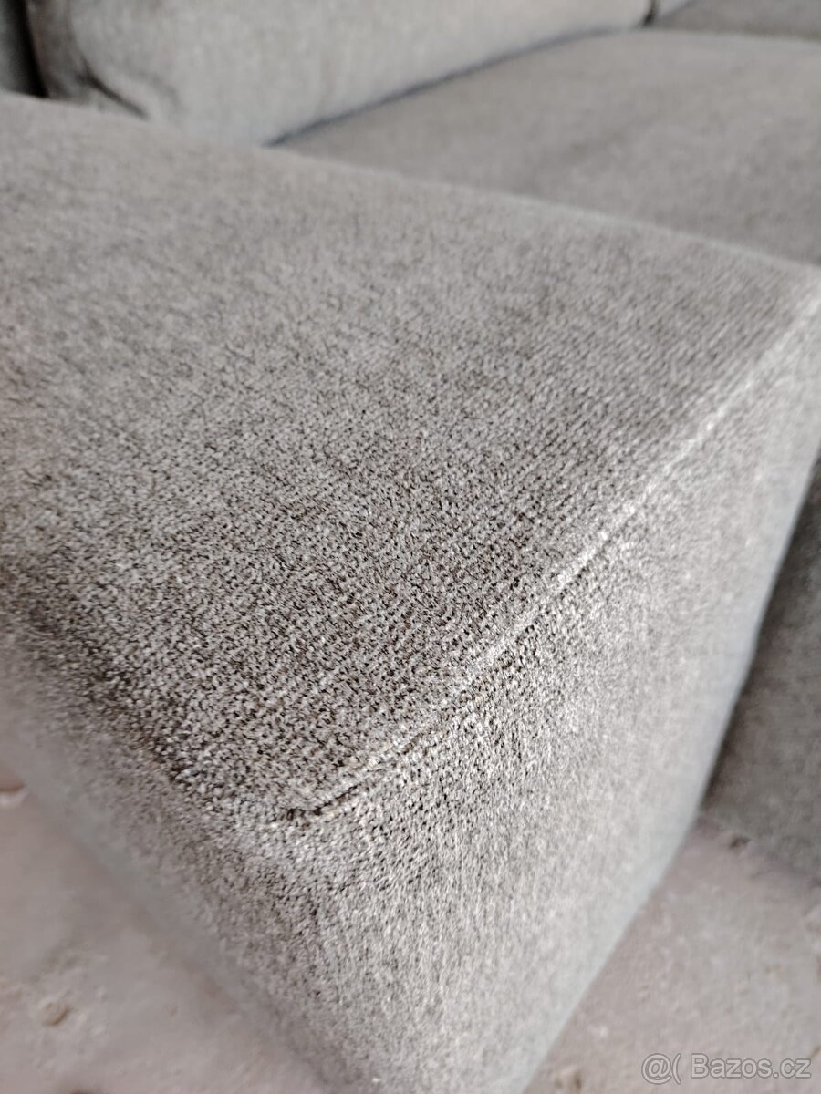 Nová rozkládací sedačka s úložným prostorem - 14