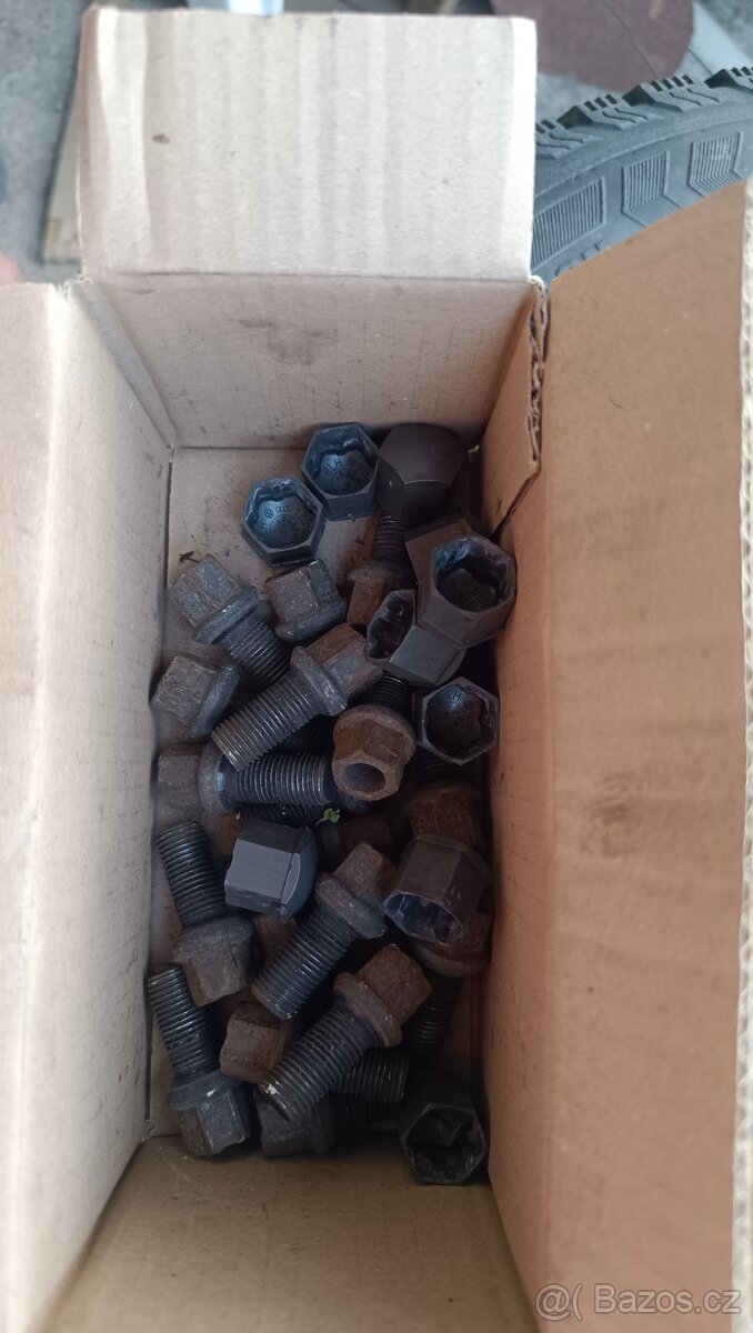 Kola 165/70 R14 - 14