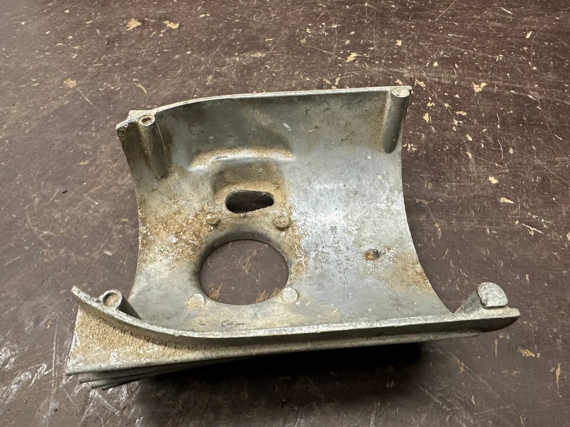 Predám kryt karburátoru JAWA ČZ 125 175 250 - 14