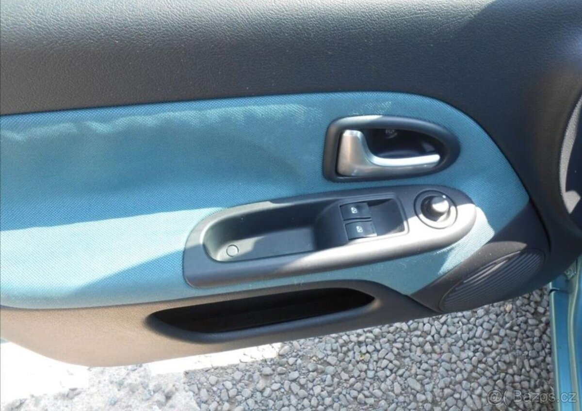 Renault Clio 1,2 55 kW KLIMA Historie benzín - 14