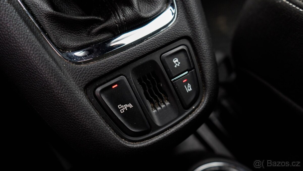 Opel Zafira Tourer 1.4 Benzín + LPG - 14