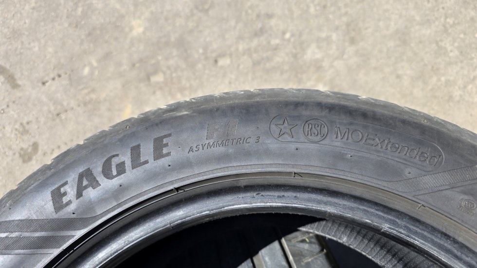 Letní pneu 225/55/17 Good Year Run Flat - 14