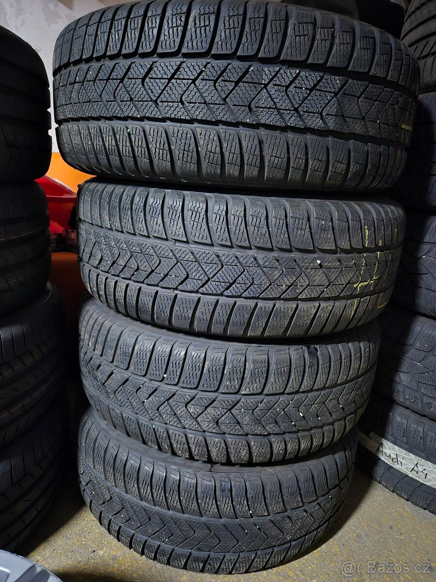 hyundai 5x114 225/45 R18 - 14
