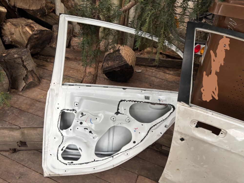 Přední nárazník a pravé dveře přední i zadní Citroen C-zero - 14