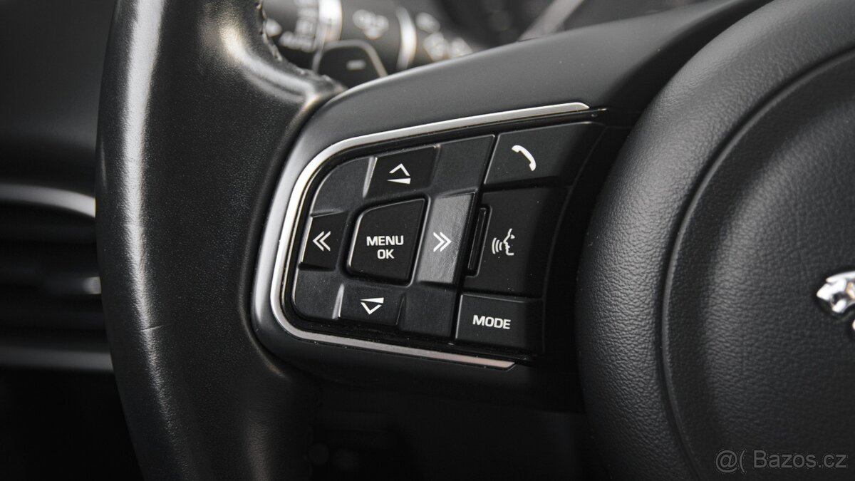 Jaguar XE, 25t 2,0/177kW 1.maj - 14