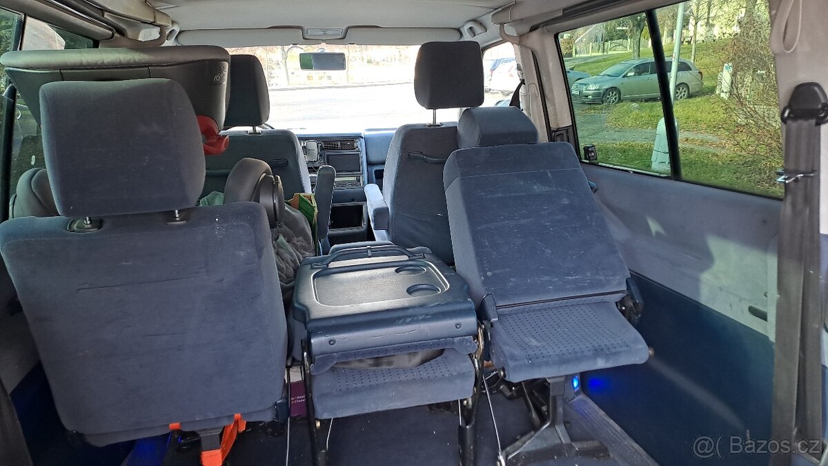 VW T4 Caravelle, 2002, 2,5 111kW - 14