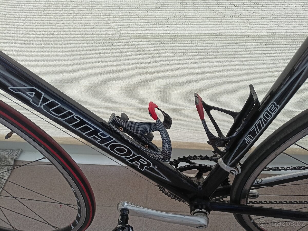 Silnicni kolo karbon - 14