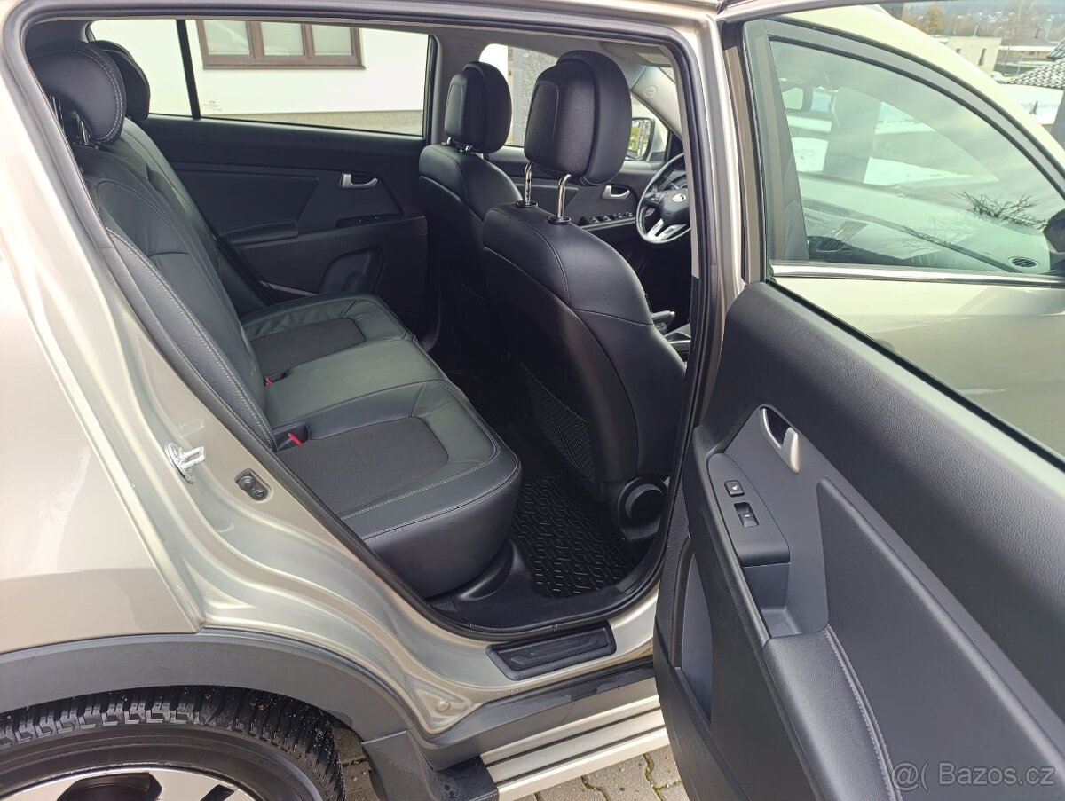 KIA SPORTAGE,1.maj,ČR,2013,4x4,A/T,serv.k,záruka,2.0CRDi - 14