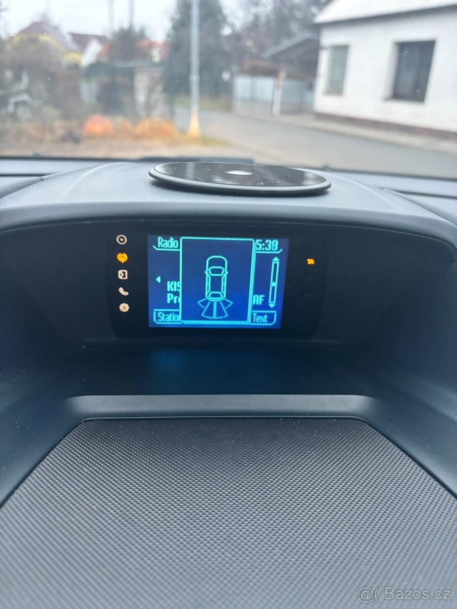 Grand C-Max 1.6TDci, 1.majitel v ČR, Tažné, 2012, Pěkný stav - 14