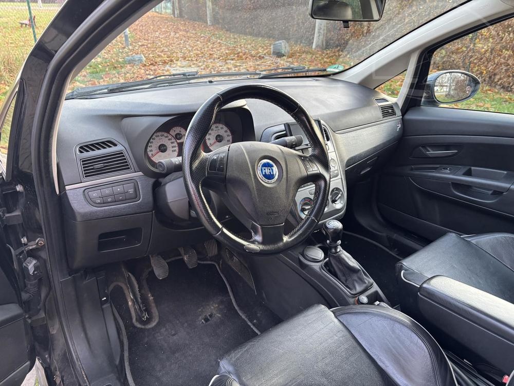 Fiat Grande Punto 1.4 16 v 95 ps Sport - 14