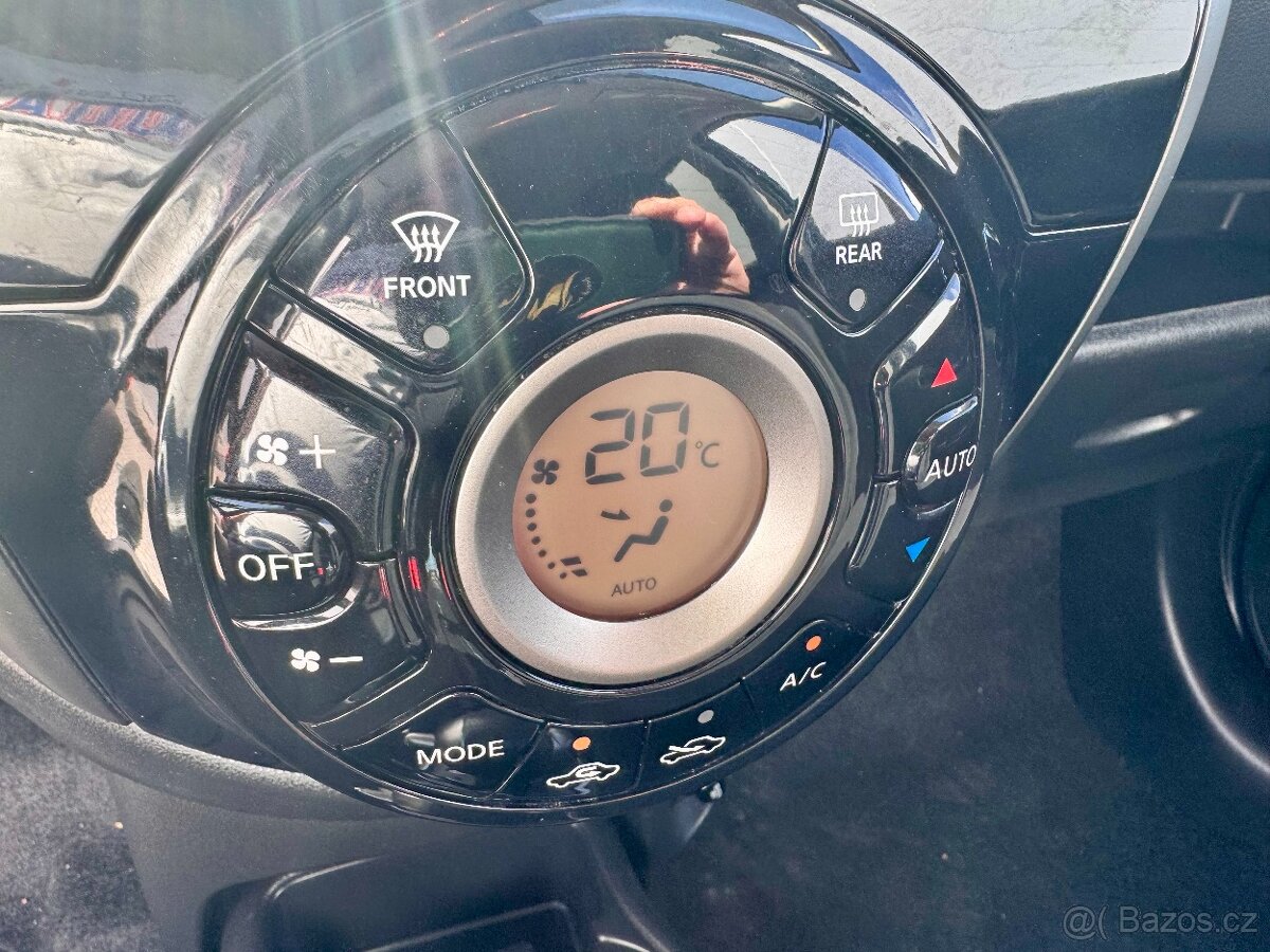 Nissan Micra 1.2 N-Tec AUTOMAT 5 dveří - 14