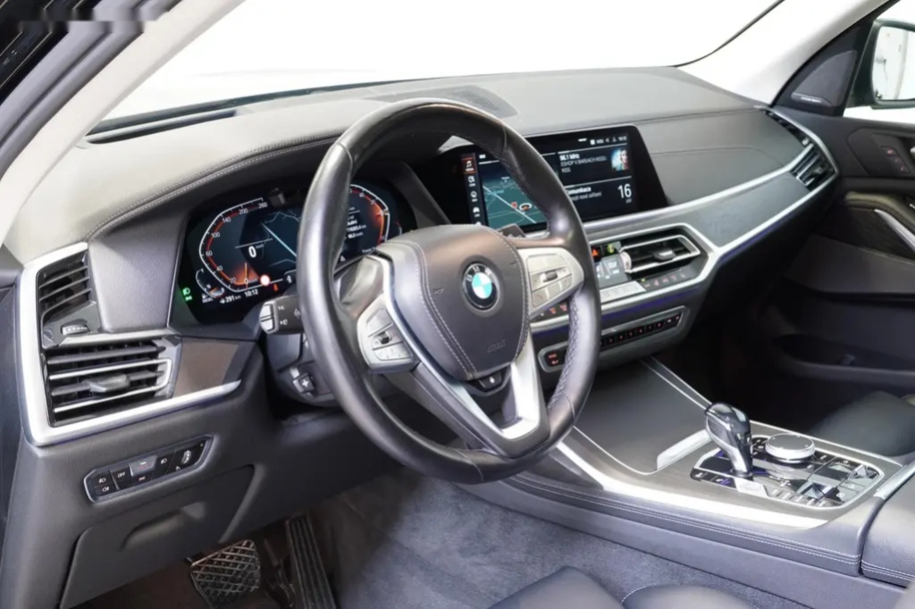 BMW X7, 40D,SOFTCLOSE,PANO,HUD,ČR,DPH - 14