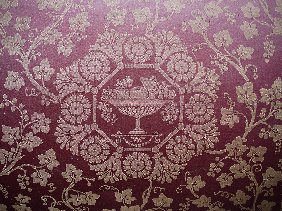 Historický nábytek z přelomu 19. a 20. stol. - 14