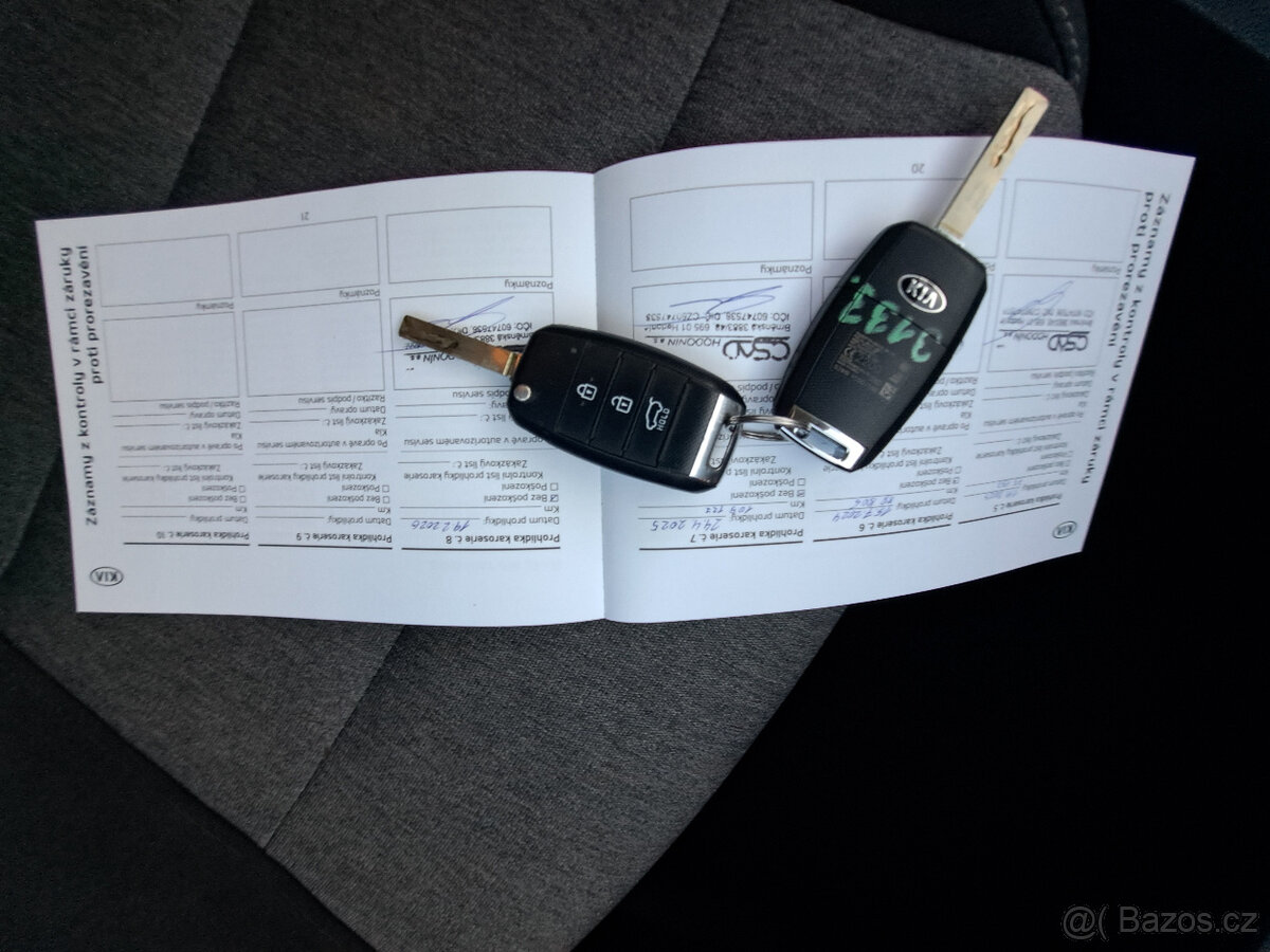 Kia Stonic 1,4 benzín,rv.09/2020 - 14