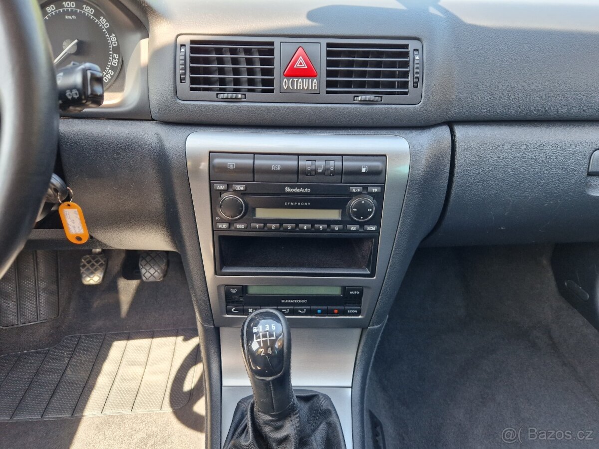 Škoda Octavia, I combi 1,6 MPI 75 KW, STYLE - 14