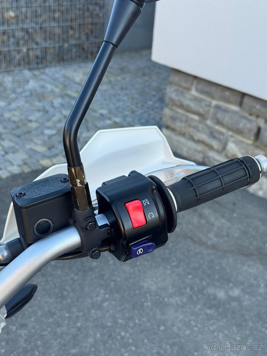 Husqvarna 701 Enduro - 14