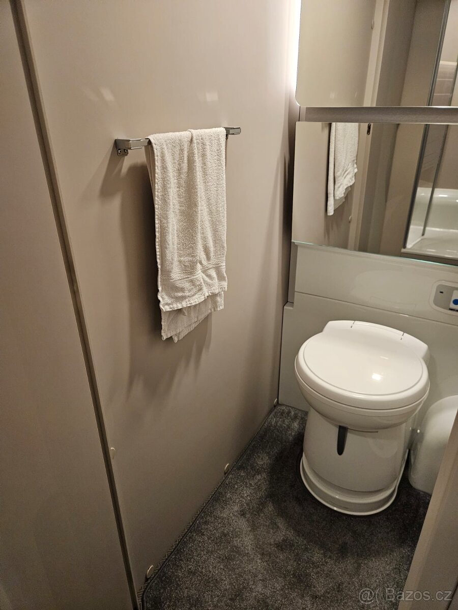 Adria ADORA 673 PK MOVER SOLÁRY KLIMA ZÁRUKA DPH - 14