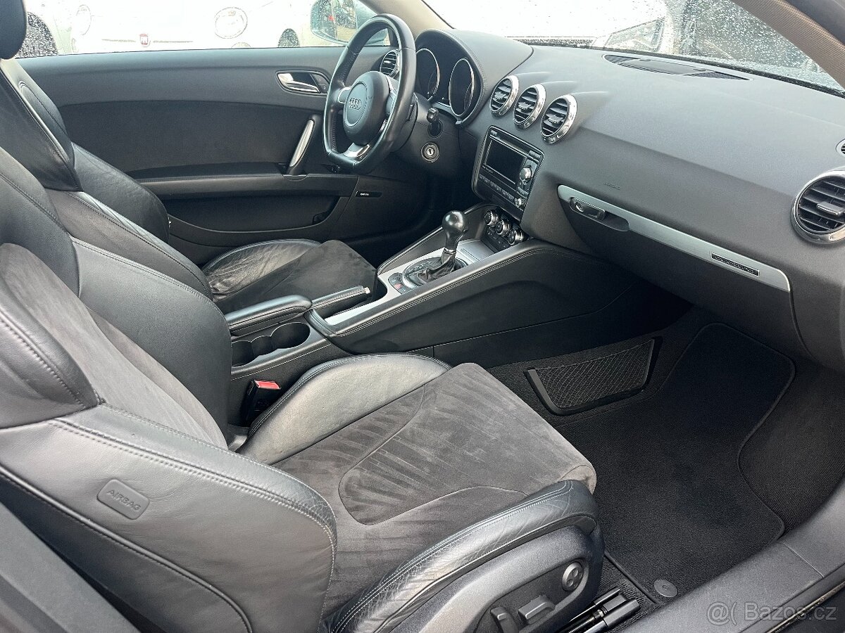 Audi TT 3.2 VR6 QUATTRO DSG - 14