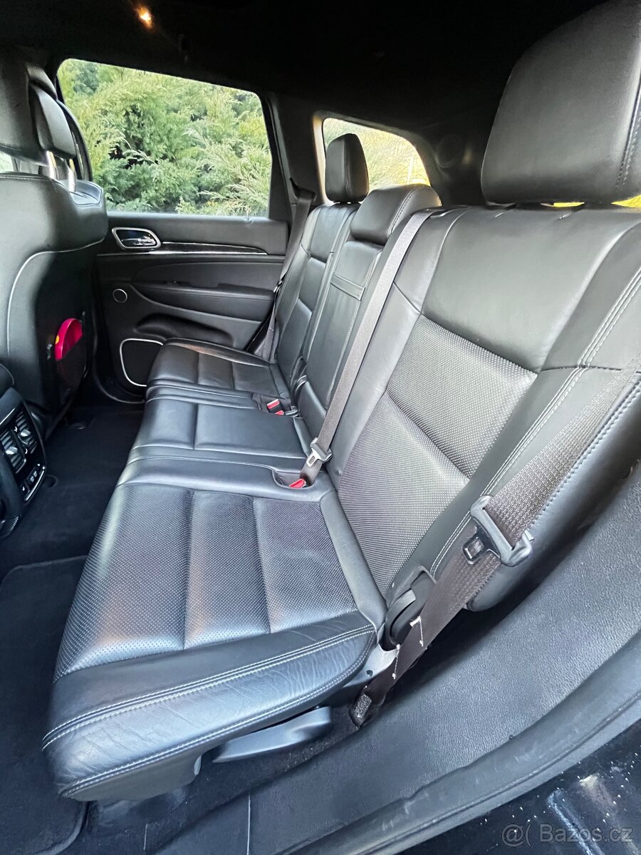JEEP Grand Cherokee 3,0 4x4 OVERLAND - 14