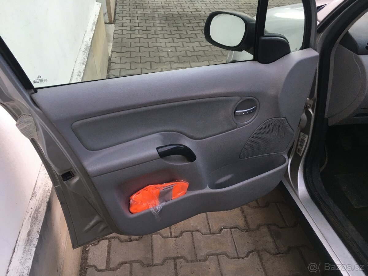 Citroen C3 1,4i 54kw - 14