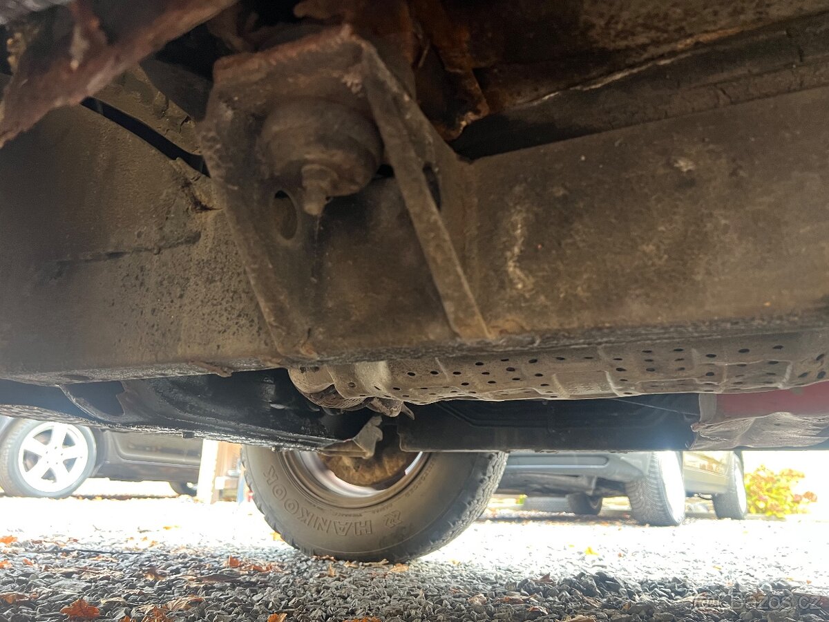 SUZUKI VITARA 2.0i V6 4X4 - 14