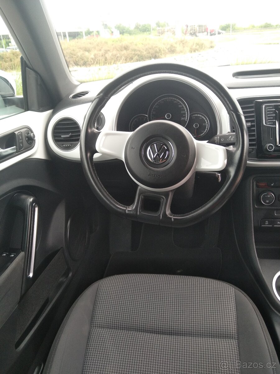 VW Beetle 1.2Tsi, 77kW, rok 2016, najeto 142t km. - 14
