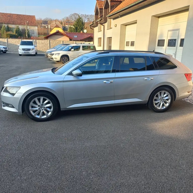 Škoda Superb, 1.4 TSI 150, DSG AMBITION - 14