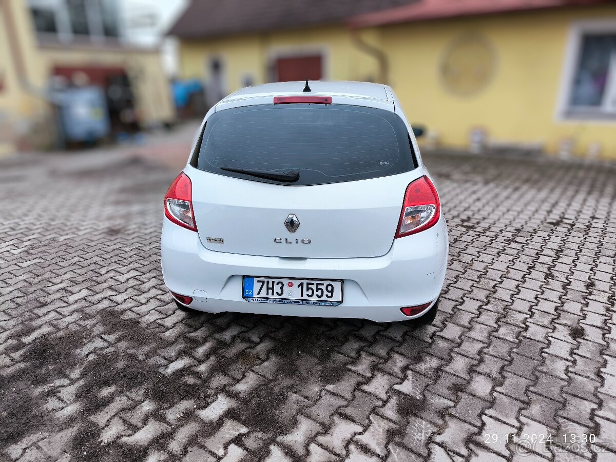 Renault Clio - 14