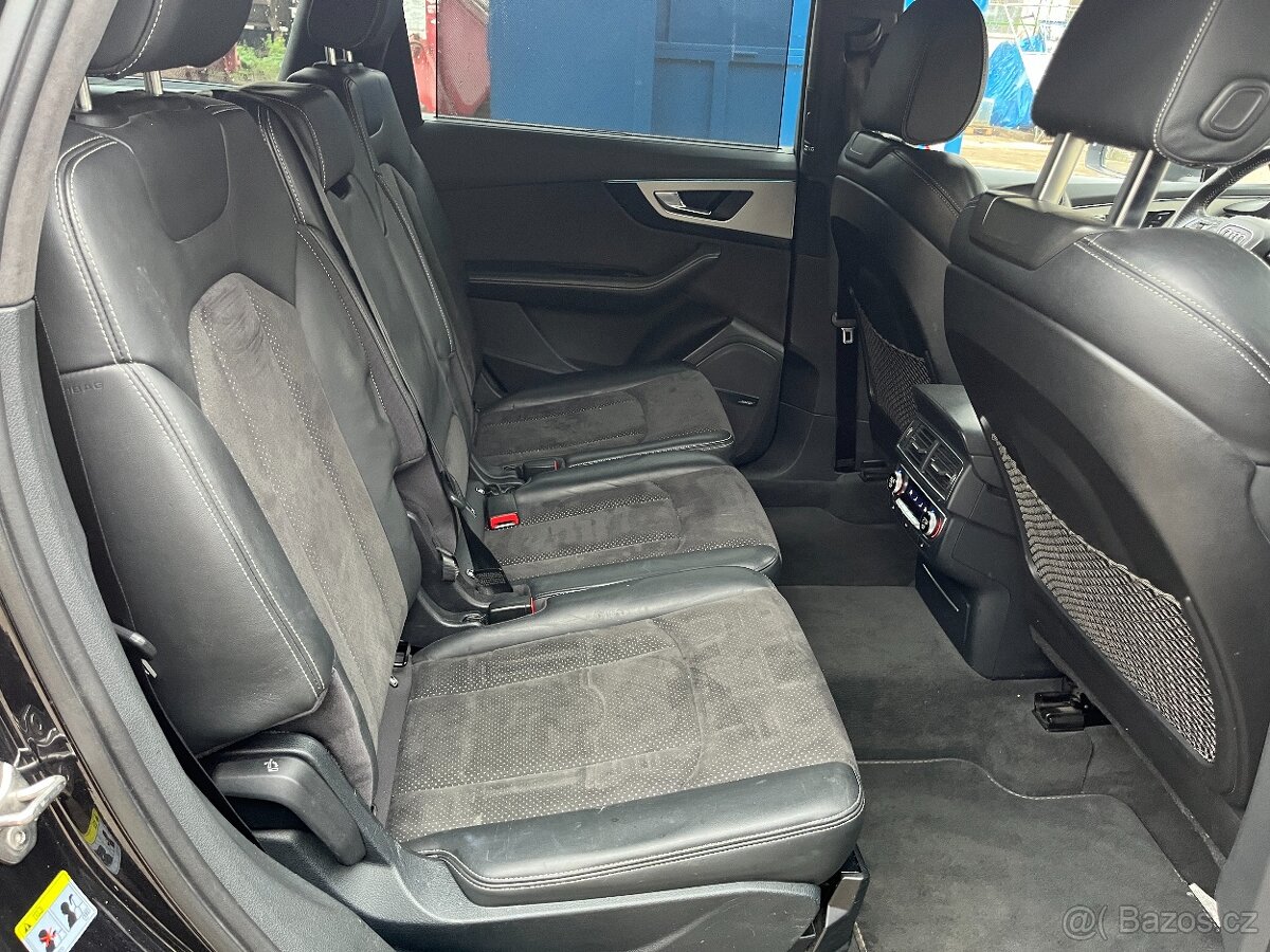 Audi Q7 3.0tdi 200kw 1.majitel nové v Čr max.možná výbava - 14