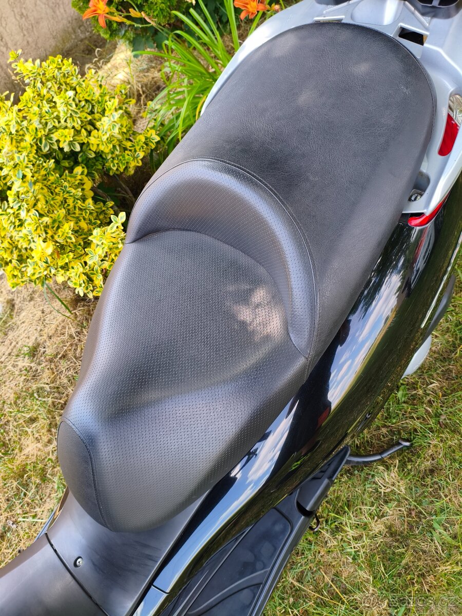 Honda S-Wing 125i ABS - 14