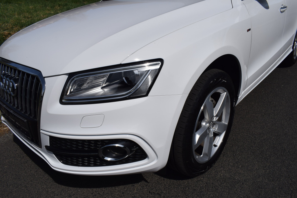 Audi Q5 2.0 TFSI S-Line Quattro MANUÁL TAŽNÉ Bi-Xenony záruk - 14