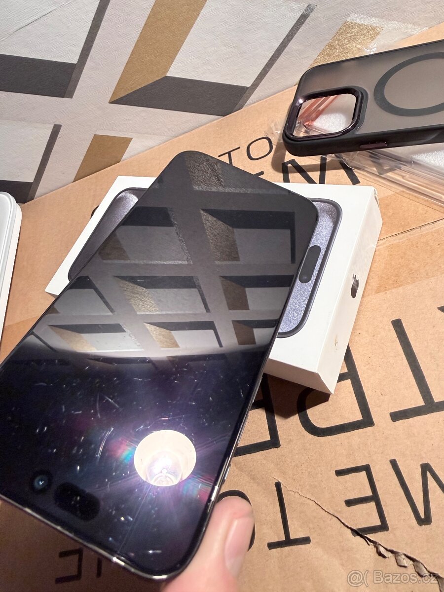 Apple iPhone 15 pro max 1TB - 14