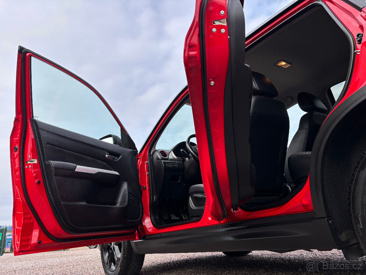 Suzuki Vitara 1,4Turbo 4x4,17alu,kompl.servis pouze Suzuki, - 14