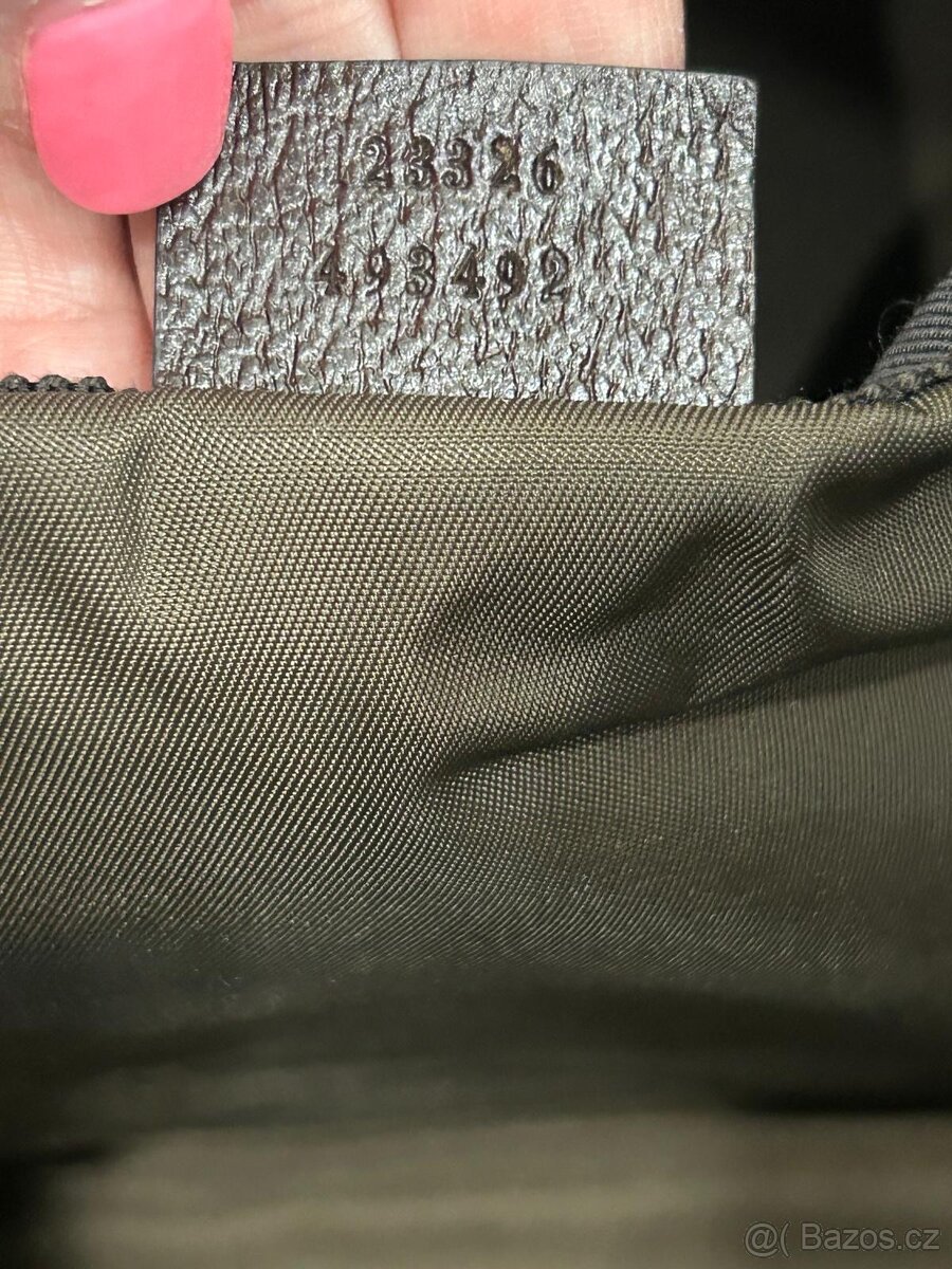 Gucci přebalovací taska - 14