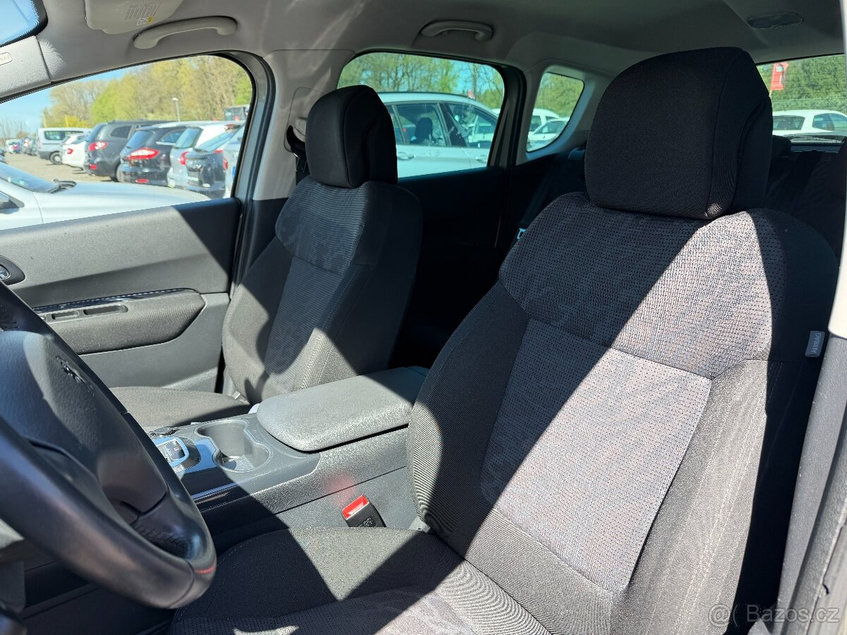 Peugeot 3008 1.6i 16V - 14