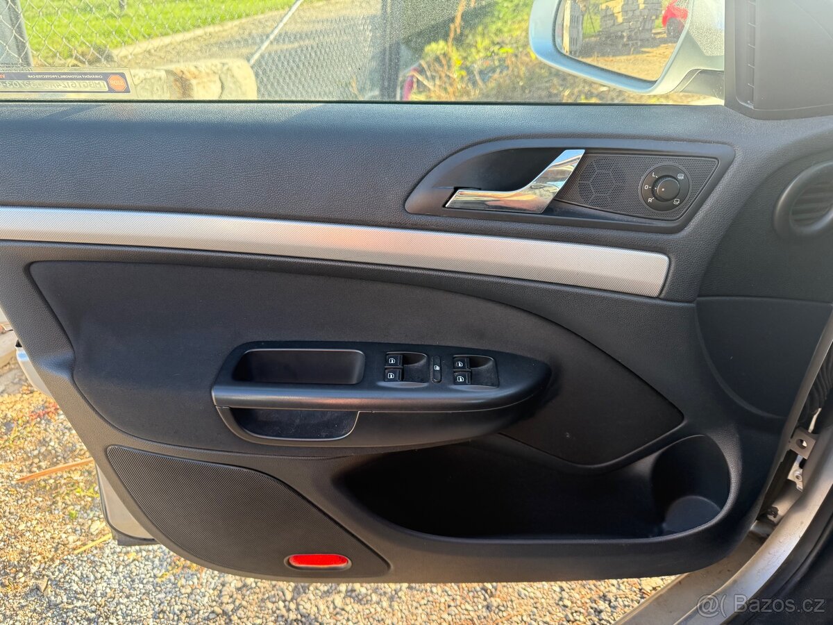 Rozprodám ND Octavii 2 1.6TDI - 14