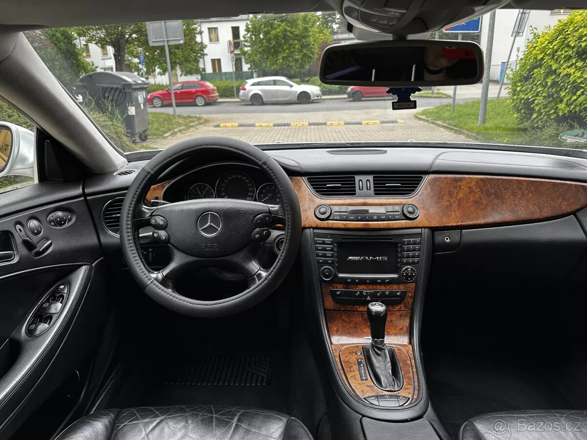 Mercedes-Benz CLS 500 Black ALU R19 306hp 7G Tronic Airmatic - 14