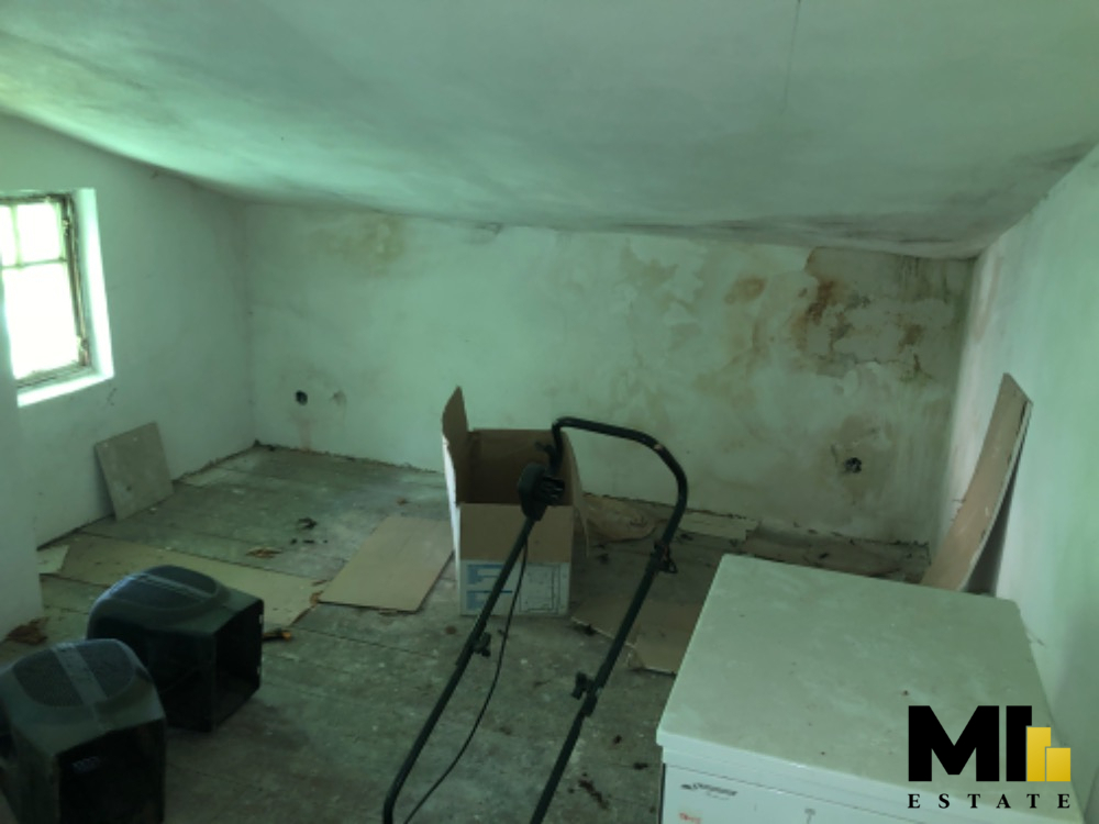 Prodej rodinného domu o velikosti 265 m2 na pozemku o veliko - 14