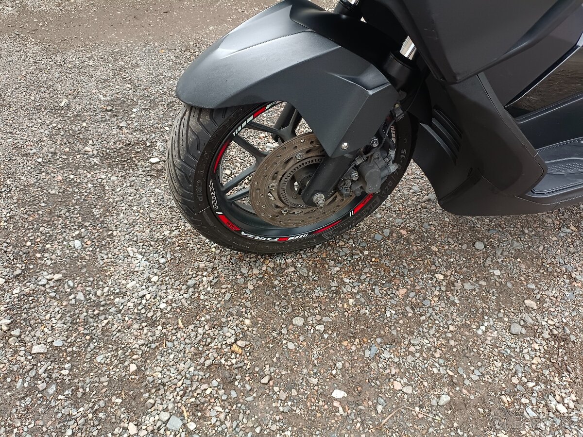 Honda Forza 125i ABS Cz doklady v ceně - 14