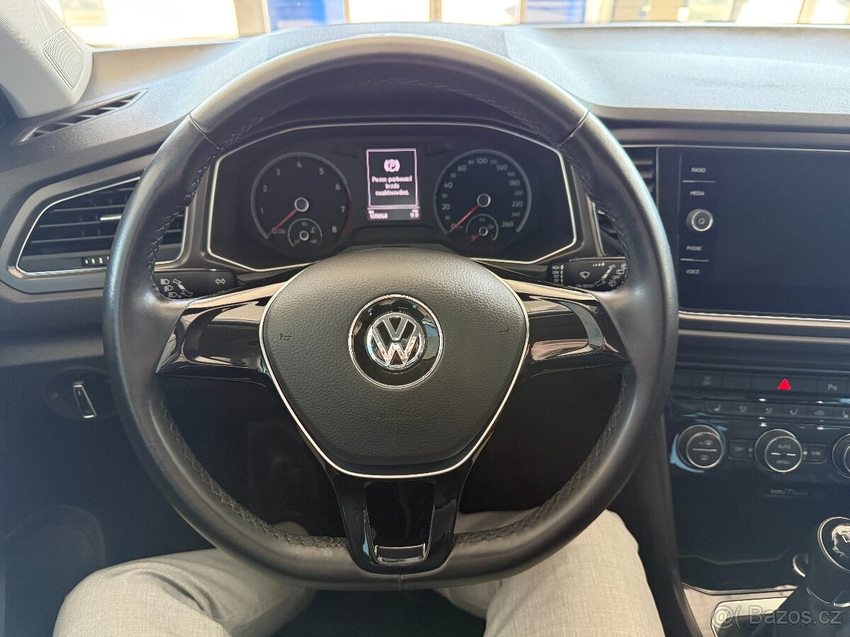 Volkswagen T-Roc 1,0 TSI 85kW,SERVISKA - 14