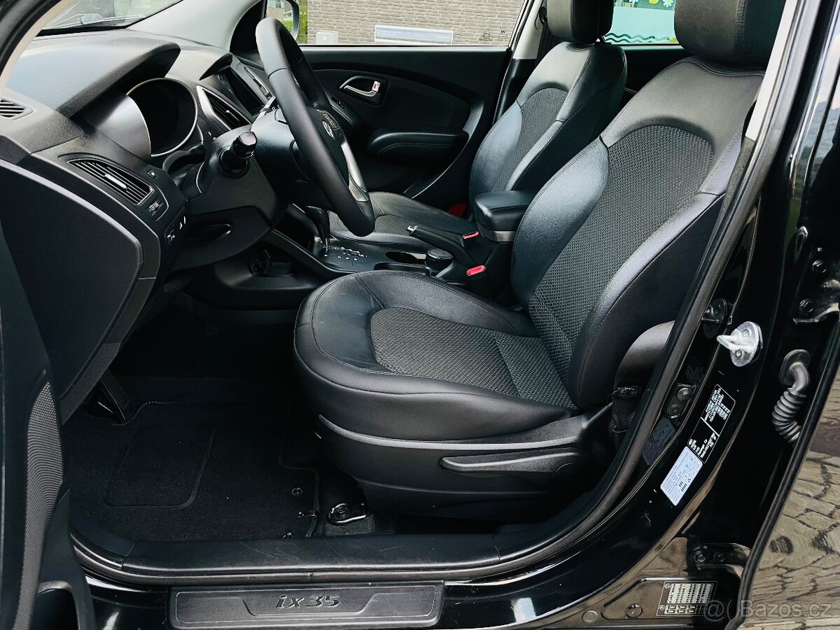 Hyundai ix35 2.0i BENZIN AUTOMAT VYHŘEV SERVISKA - 14