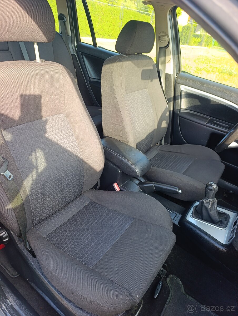 Ford Mondeo 2.0 TDCi 85 kW - 14