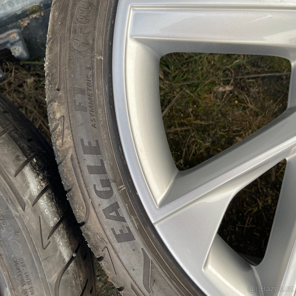 VEGA R18 letní pneu 205/40/18 - 14