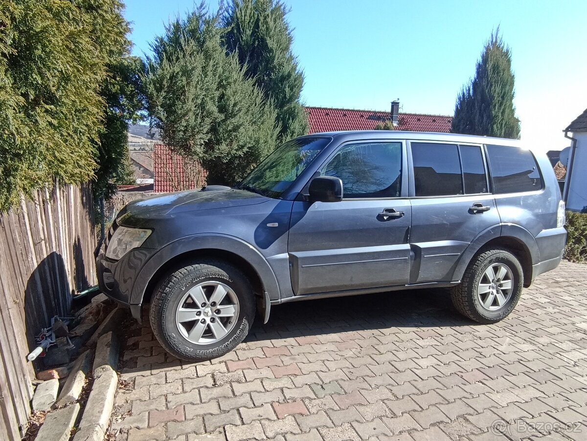 Mitsubishi Pajero 3,2 diesel - 14