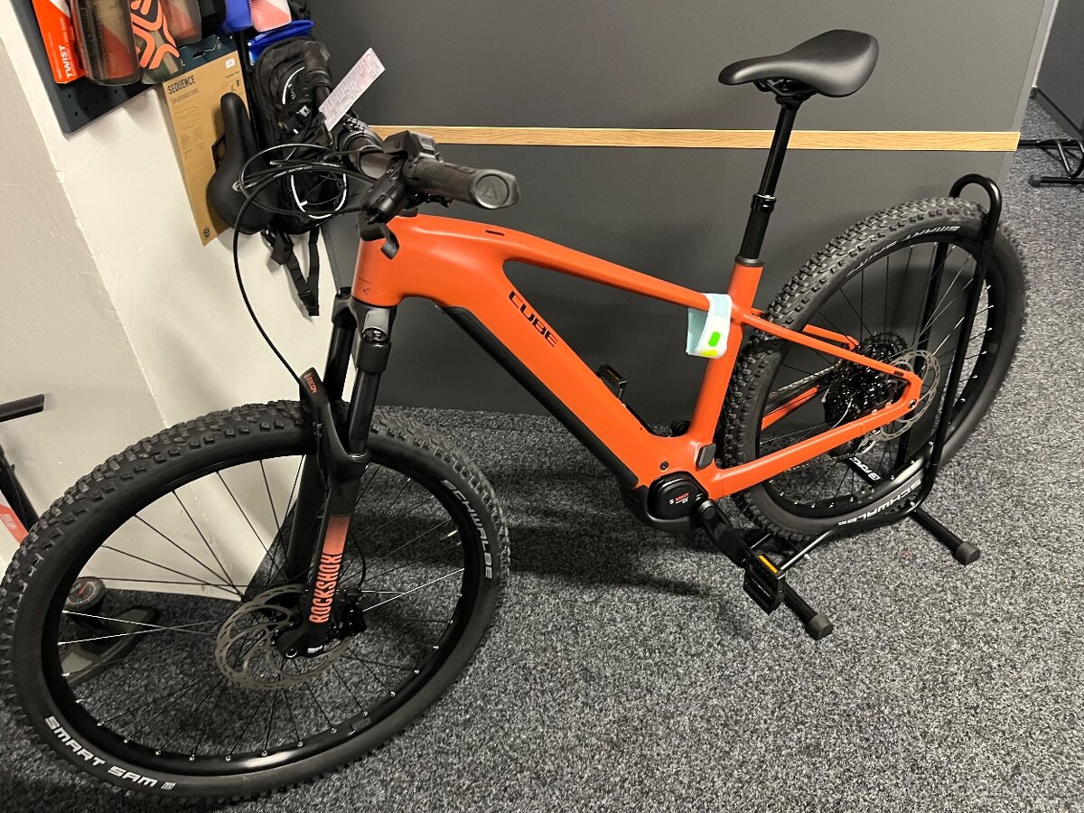 CUBE Reaction Hybrid RACE 800 vel.L 2026 NOVÝ MODEL or.mat - 14