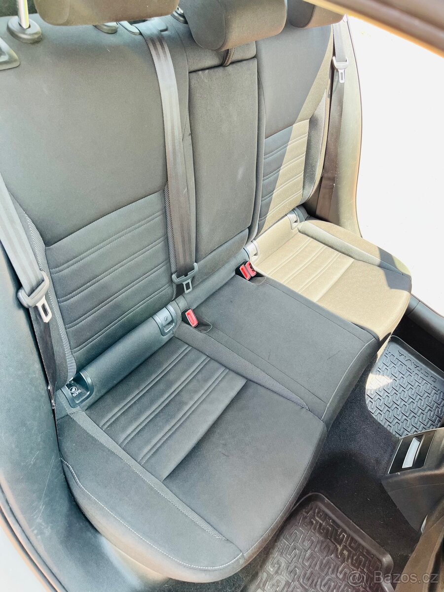 Škoda Octavia 3 - 14